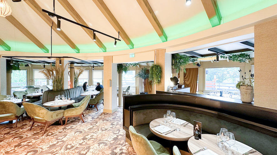Décoration végétale pour le restaurant Le Voyage de Jules